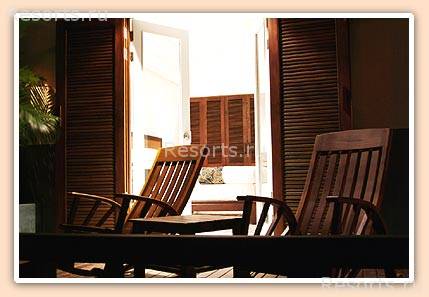 Iyara Beach Hotel & Plaza 3